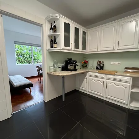 Natural Oasis With Panoramic View & Bio-diverse 9 950m2 Garden * Funchal (Madeira)