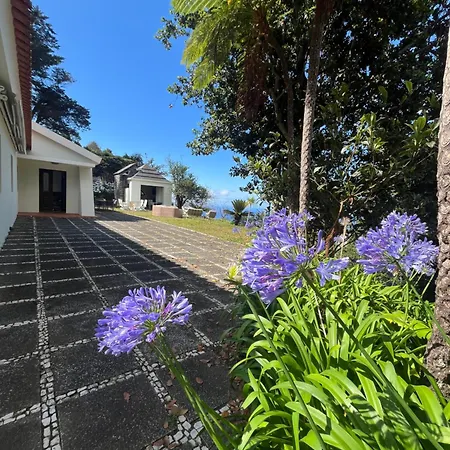 Natural Oasis With Panoramic View & Bio-diverse 9 950m2 Garden Vila Funchal (Madeira)